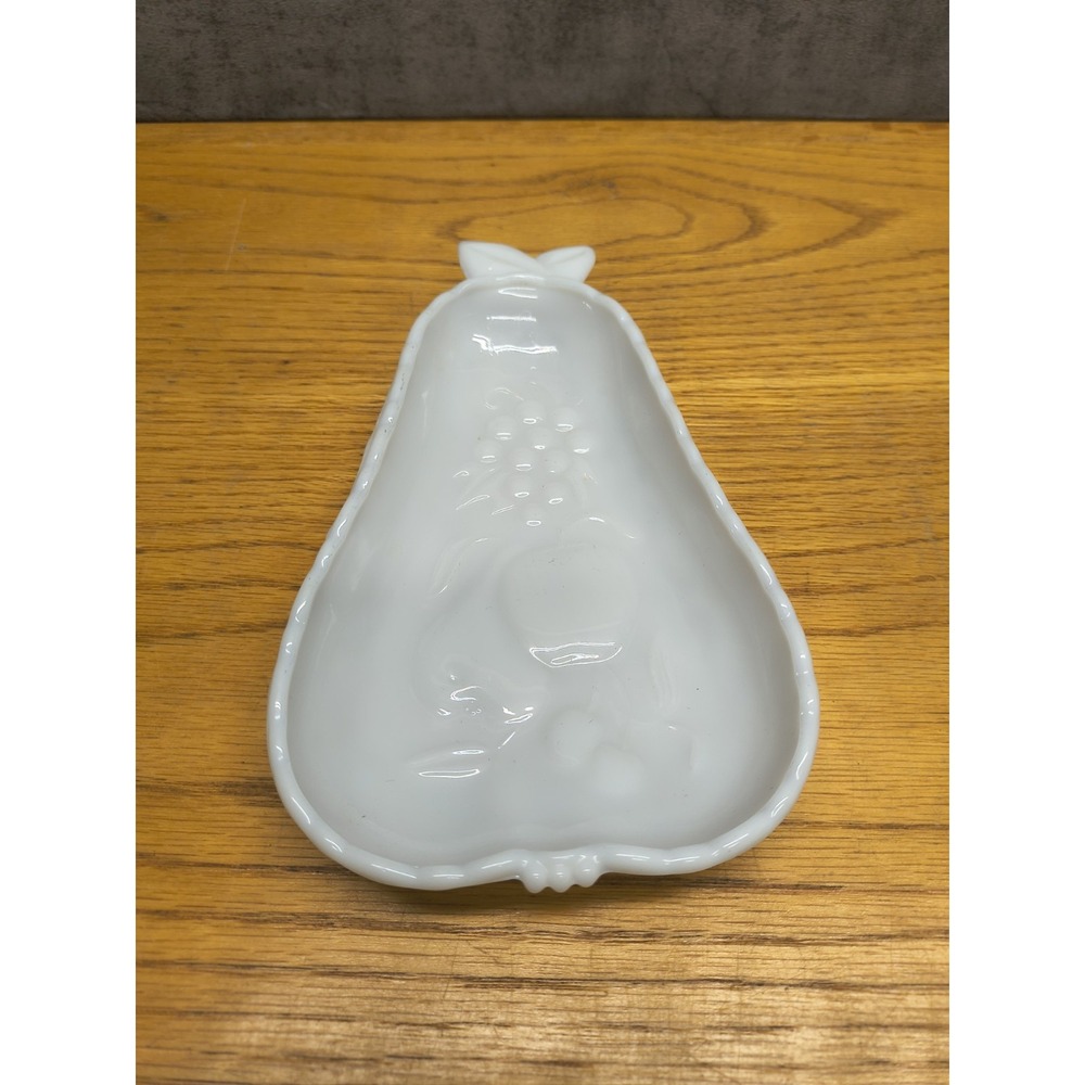 Vintage‎ Hazel Atlas Milk Glass Pear Shaped Dish
